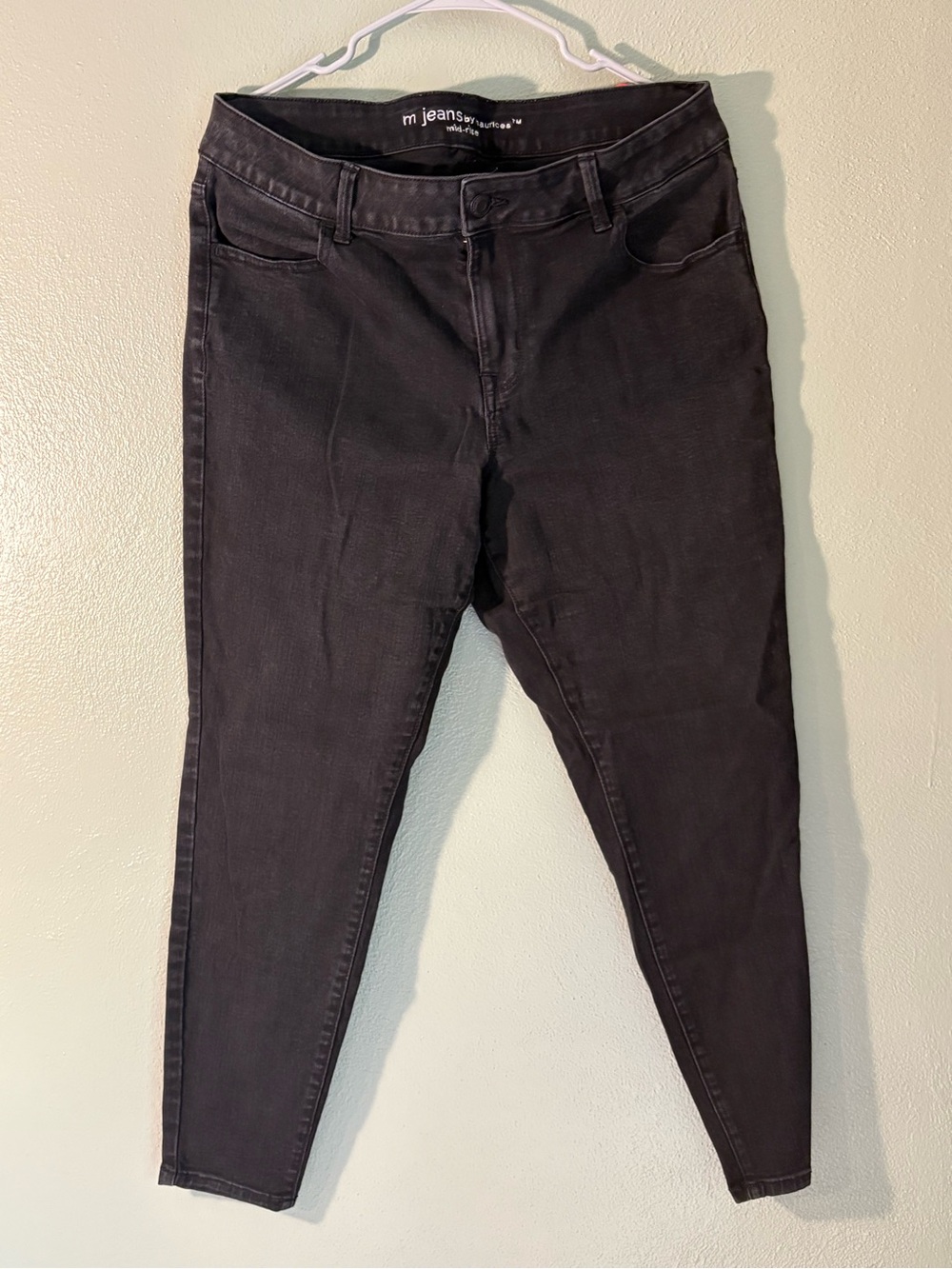 18W regular Maurices Black Jeans